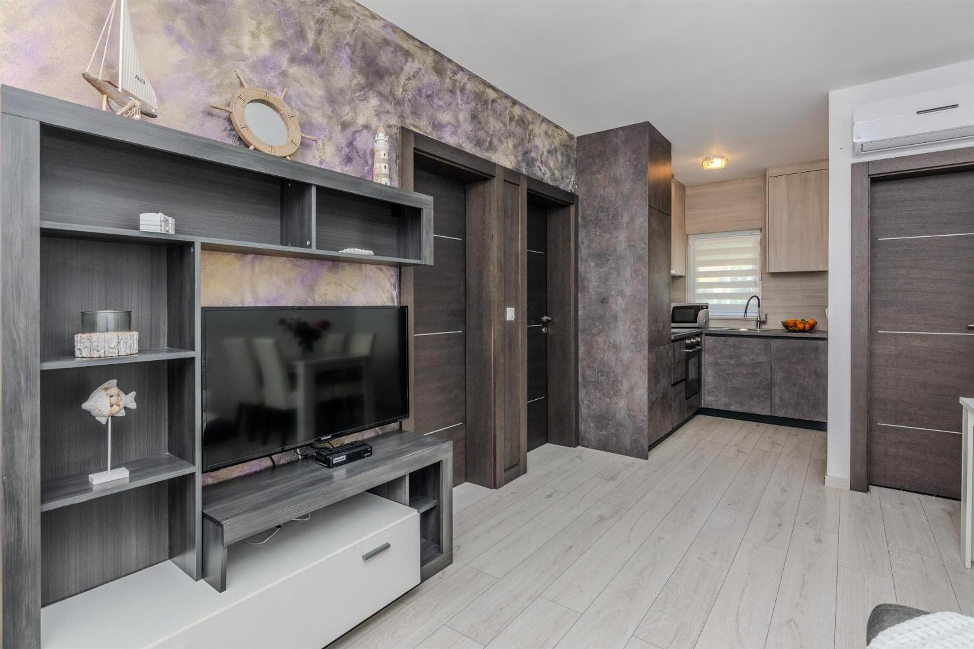 Apartments Lucica Вир Екстер'єр фото