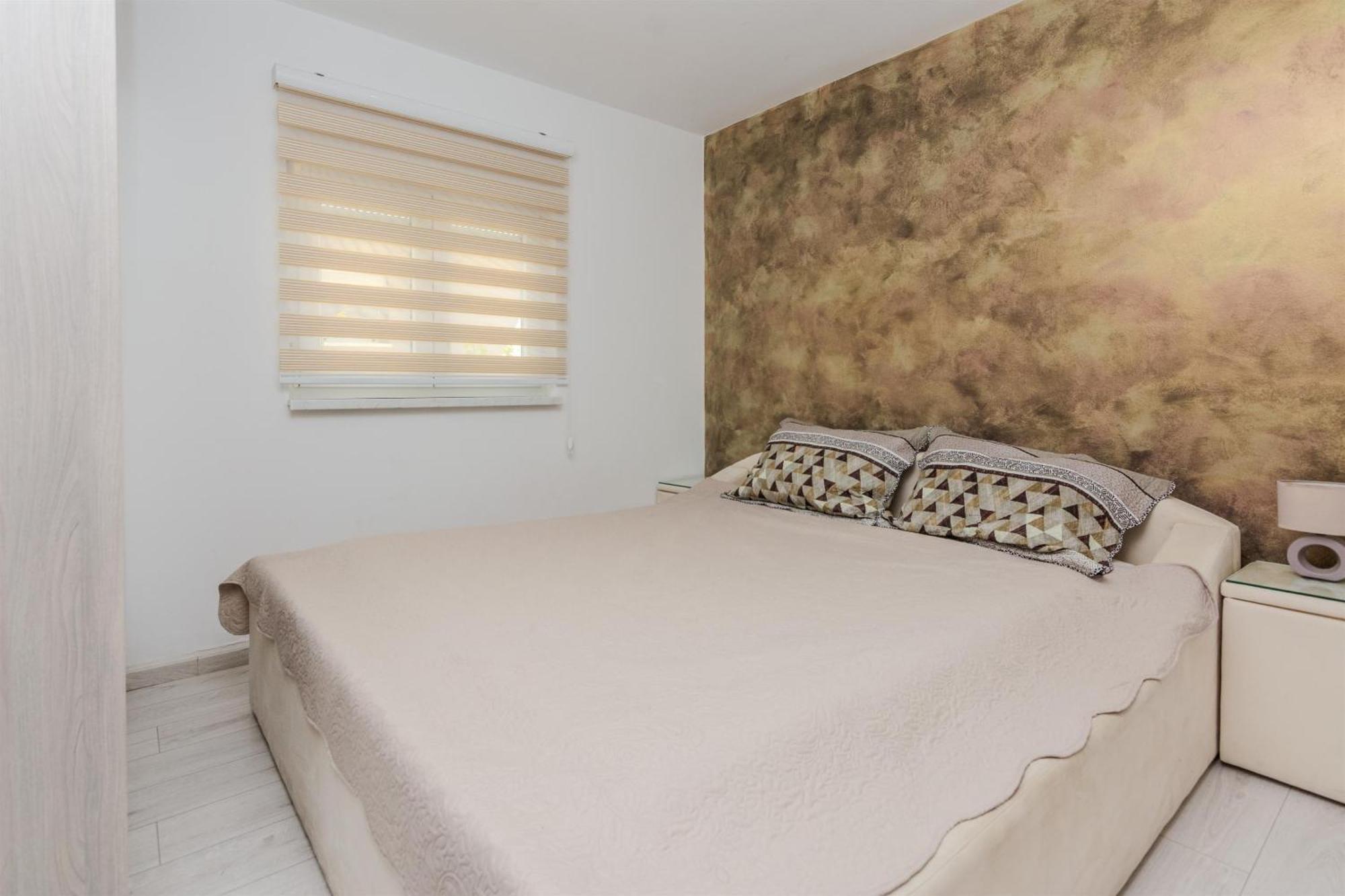 Apartments Lucica Вир Екстер'єр фото