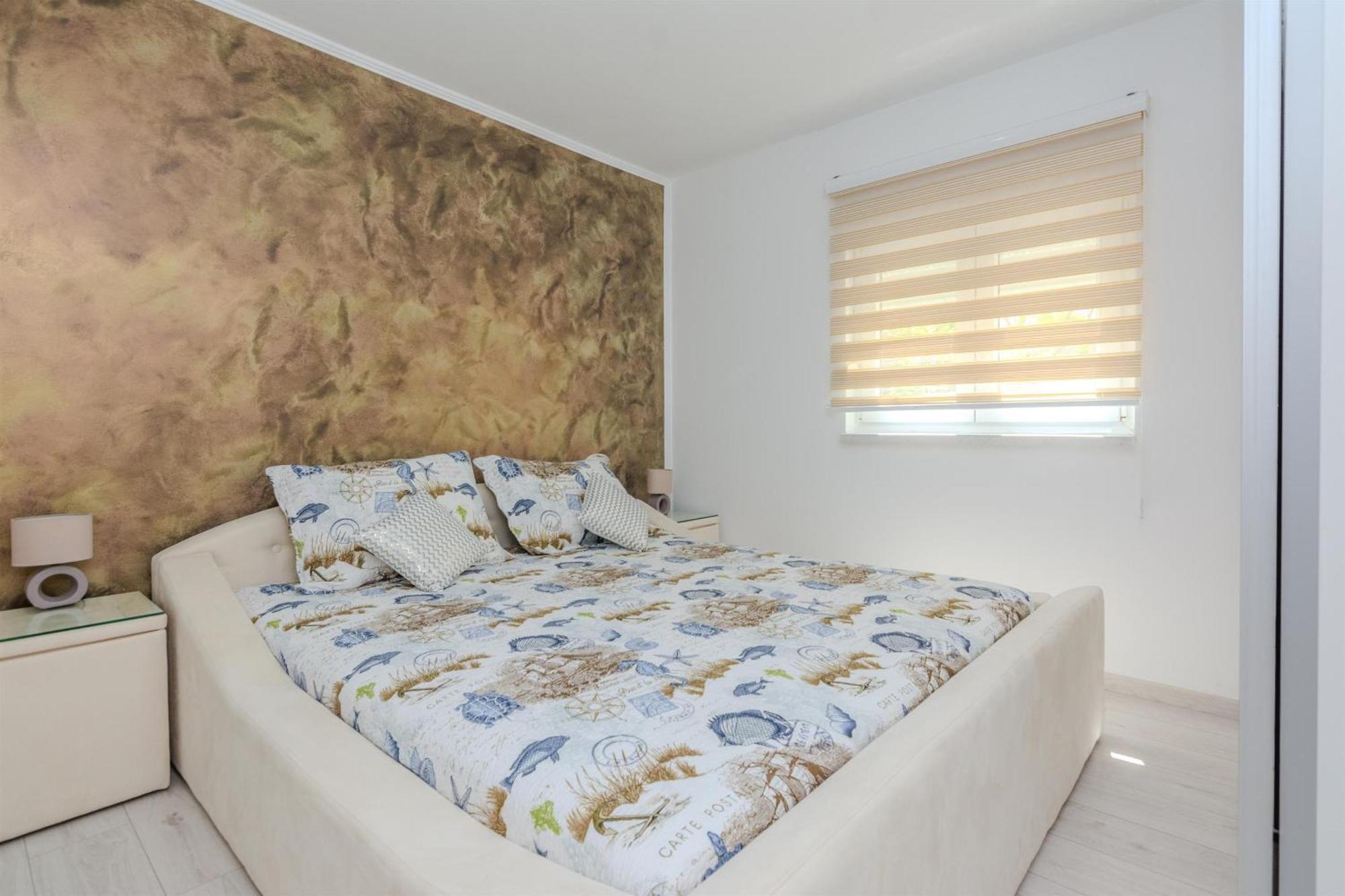 Apartments Lucica Вир Екстер'єр фото